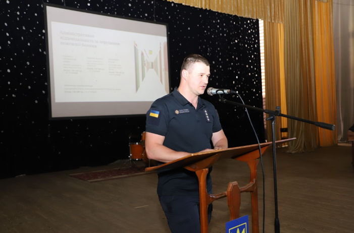 Безпека починається зі знань: першокурсники факультету інженерії, транспорту та архітектури пройшли вступний інструктаж
